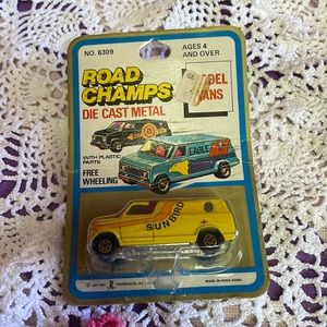 Road Champs Sunbird Model Van Die Cast Metal #6309 Still in Package